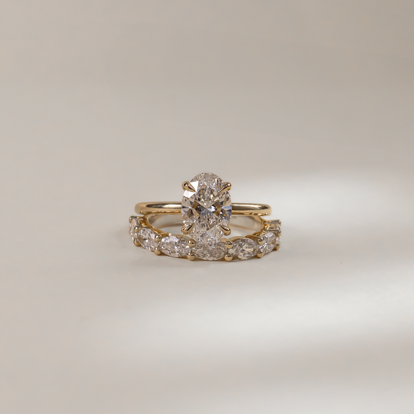 The Luise Ring® - Oval Solitaire