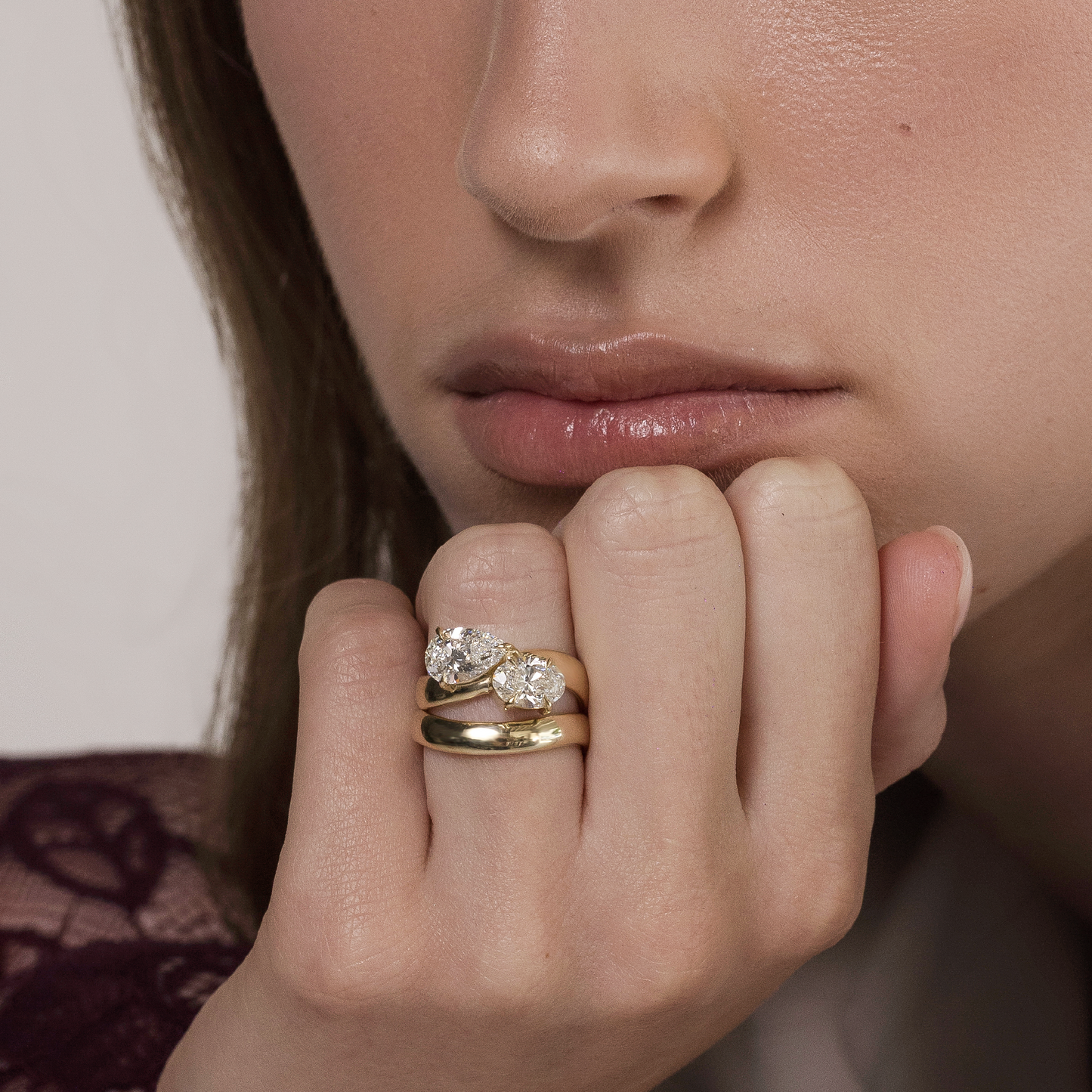 The Maëlys Ring - Oval and Pear Contoured Toi et Moi