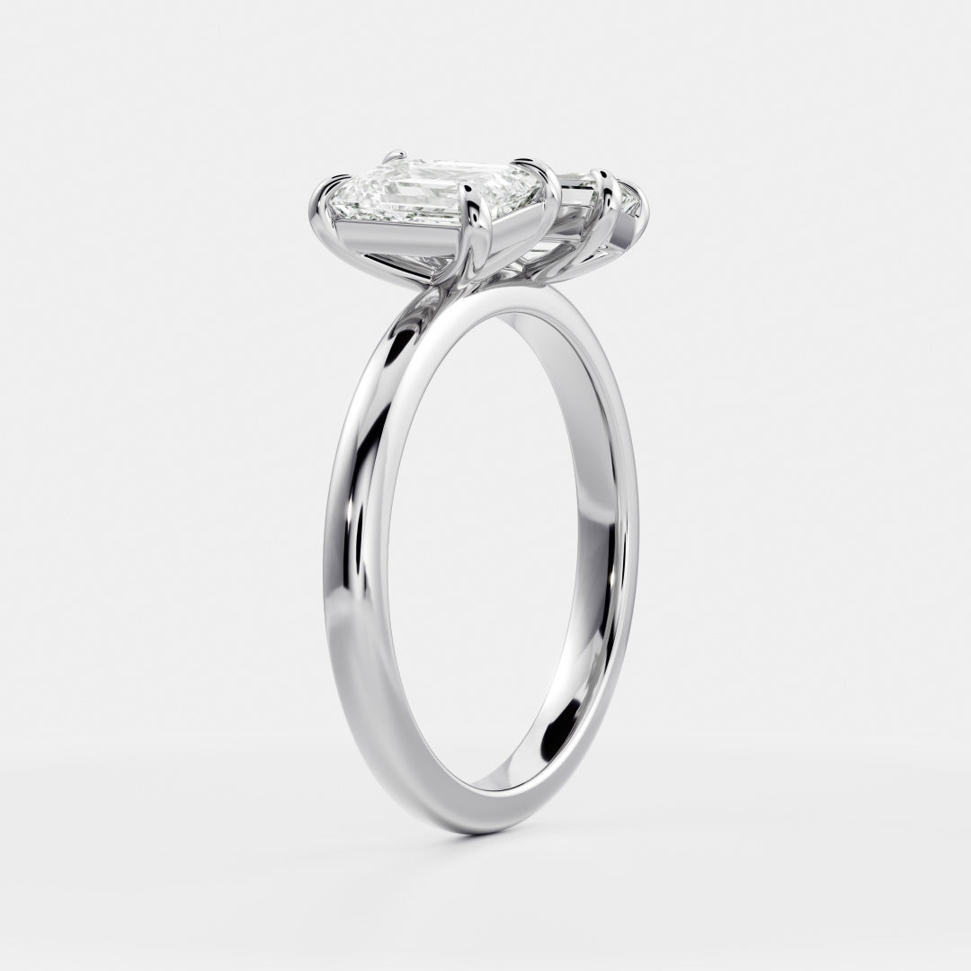 The Audrey Ring - Emerald Toi et Moi