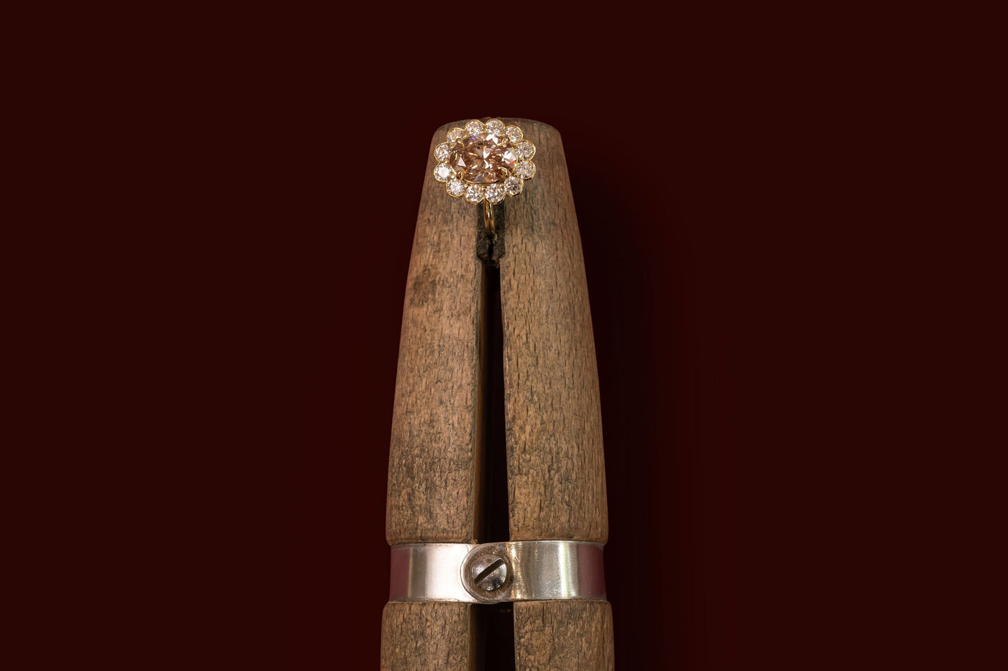 Your Guide to Champagne Moissanite