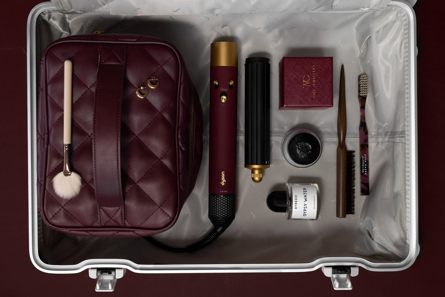 How To: Travelling with Your Engagement Ring