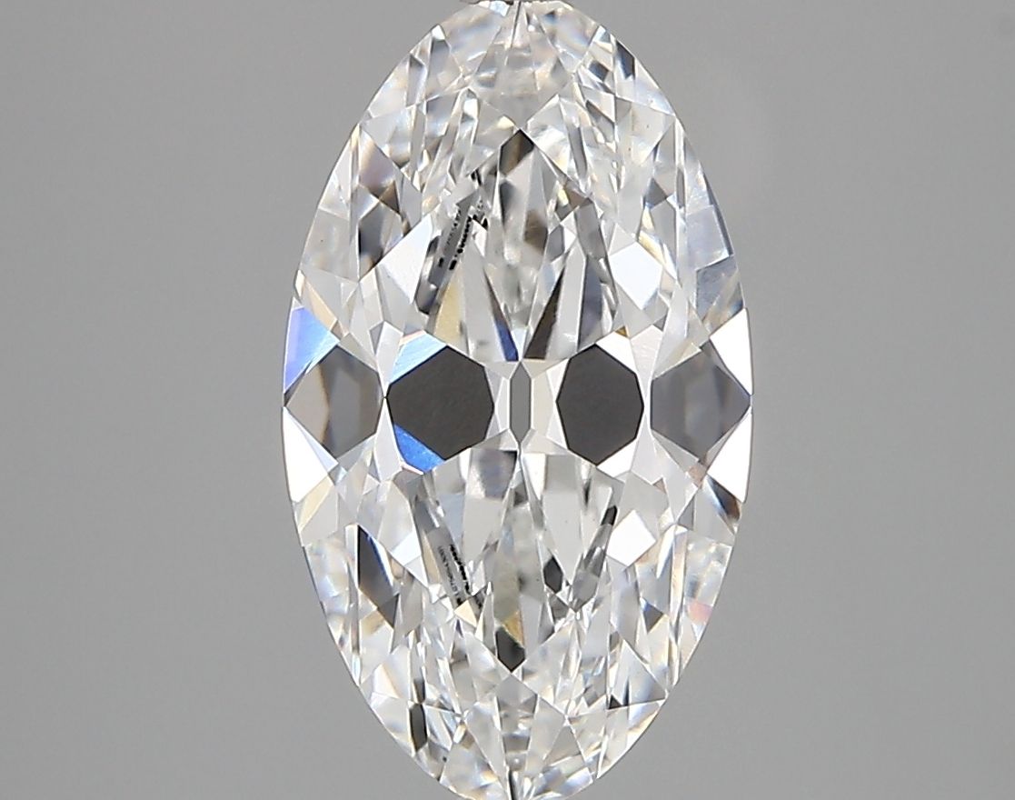 Moval 2.8ct