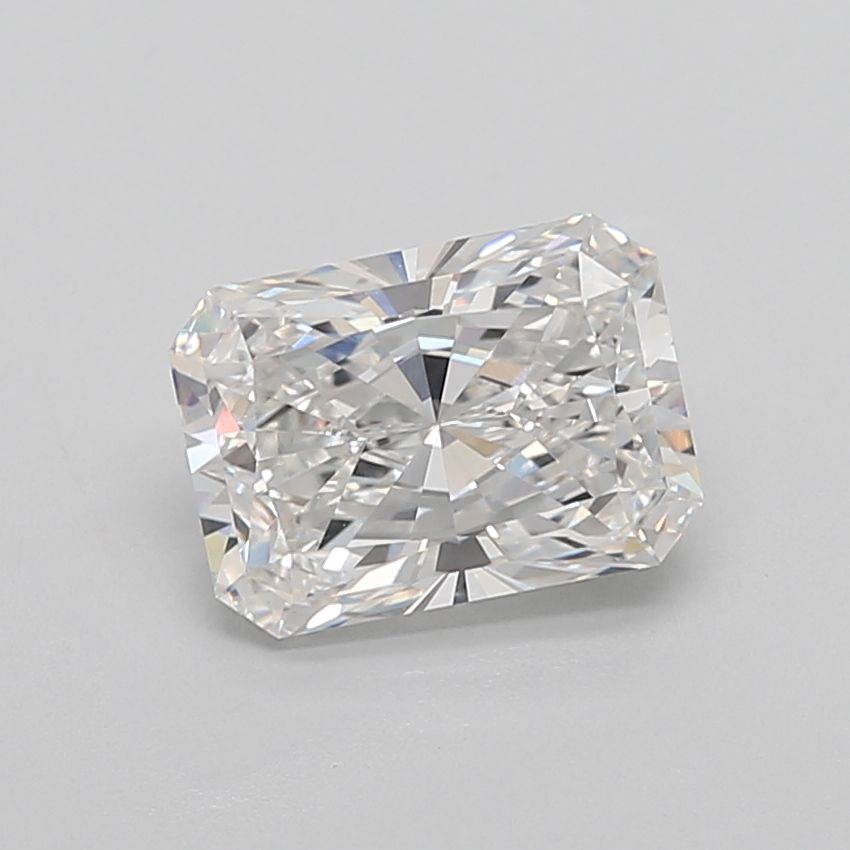 Radiant 3.3ct