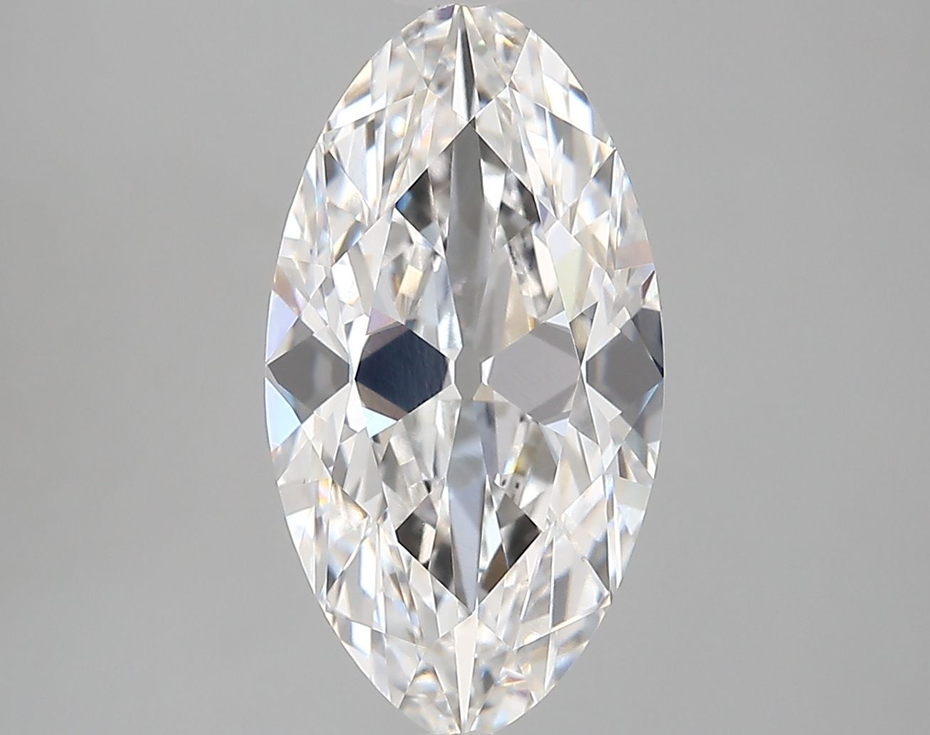 Moval 3.8ct