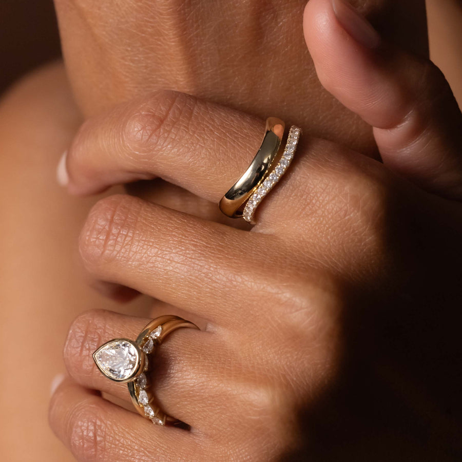 The Amaré Ring - Contour Wedding Ring