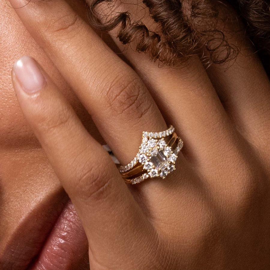 The Greta Ring - Alternating Baguette and Round Wedding Ring