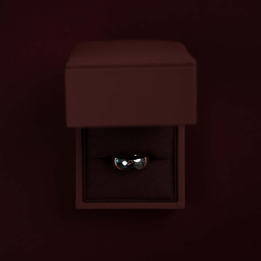 The Theo Ring - 9K White Gold