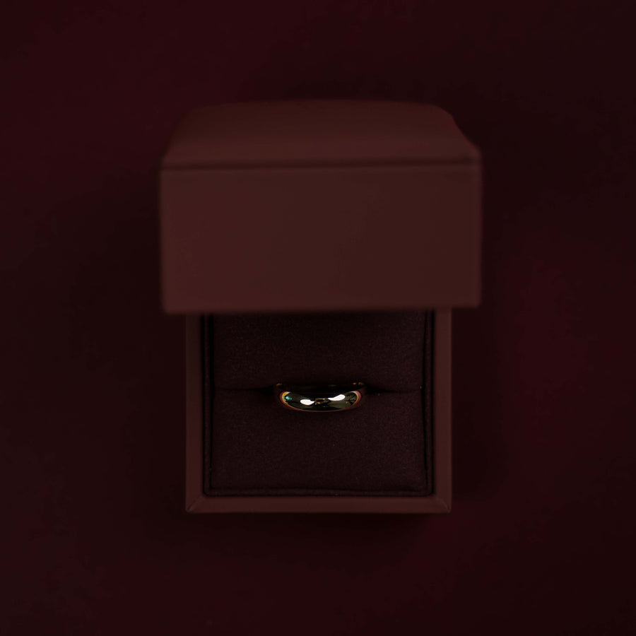The Theo Ring - 9K Yellow Gold