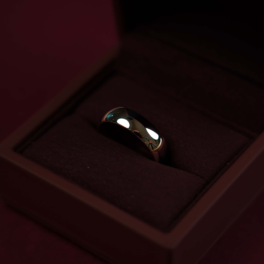The Theo Ring - 9K Yellow Gold