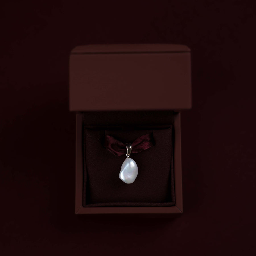 The Allora Keshi Pearl Pendant - 9K Yellow Gold