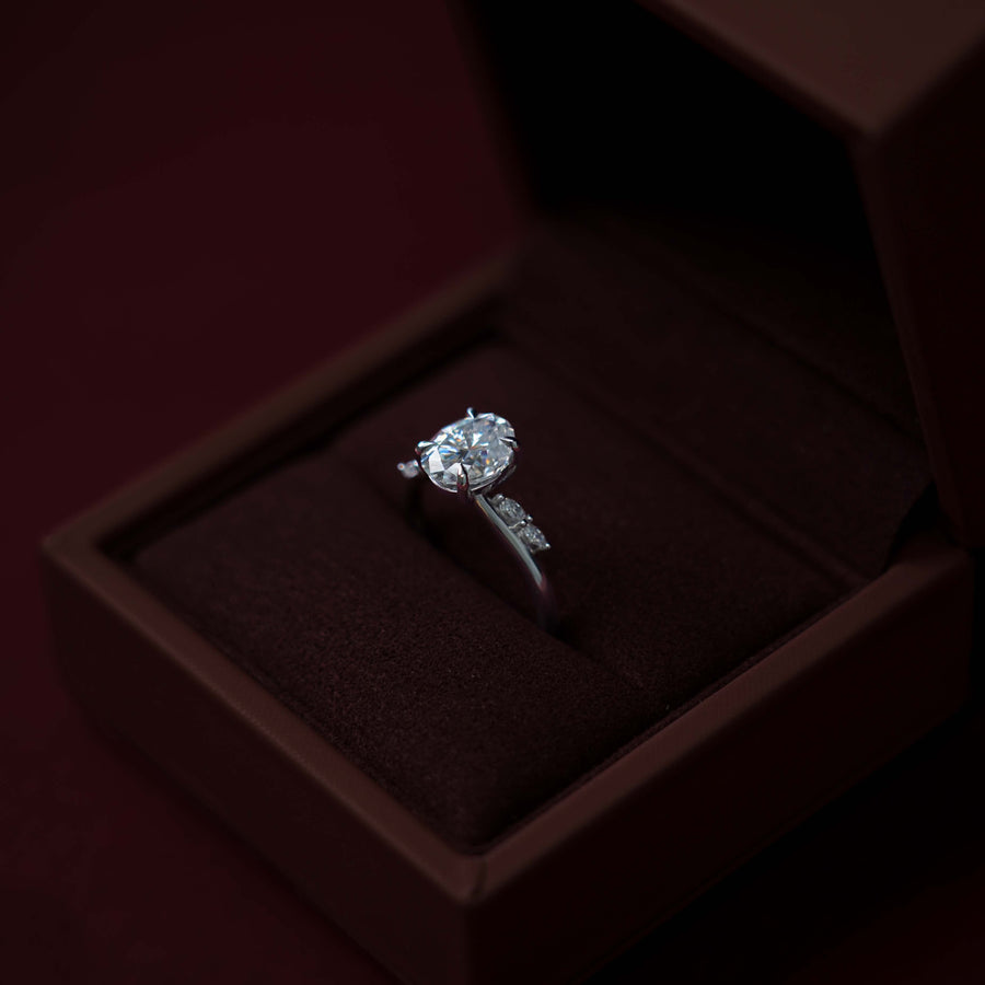 The Amira Ring™ - 2.1ct Moissanite Oval with Marquise Accents