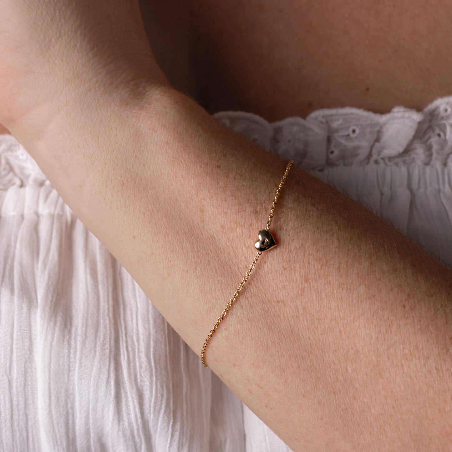 The Contour Heart Bracelet