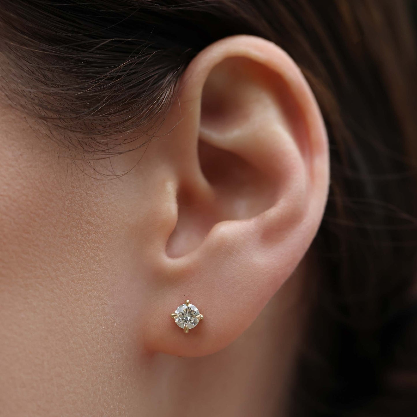 The Iris Earrings - Round Studs