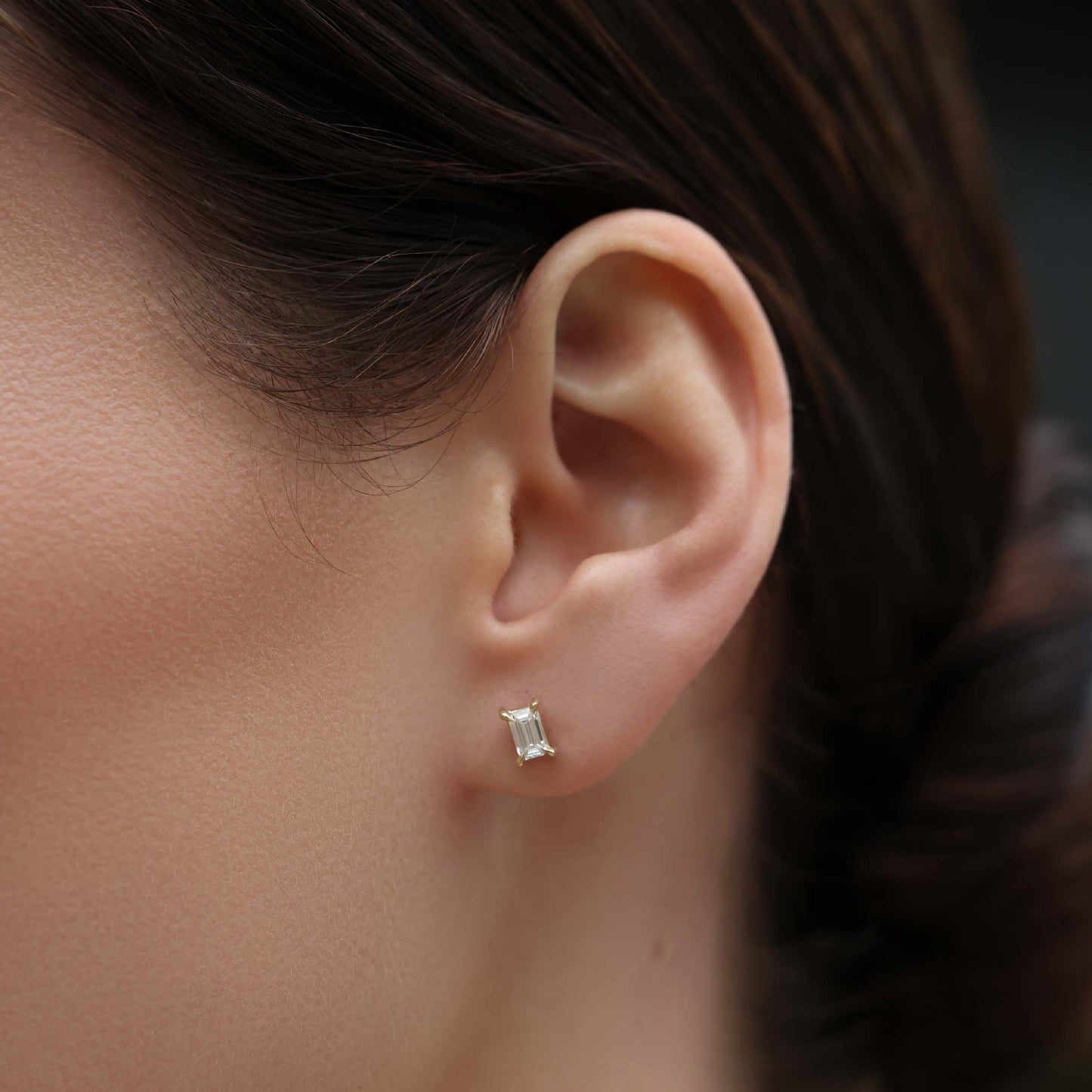 The Iris Earrings - Emerald Studs