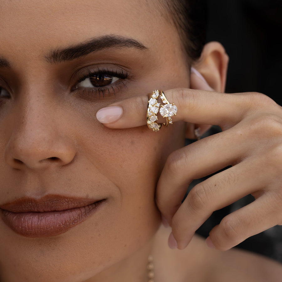 The Nalaya Ring - Scattered Pear and Round Contour Wedding Ring