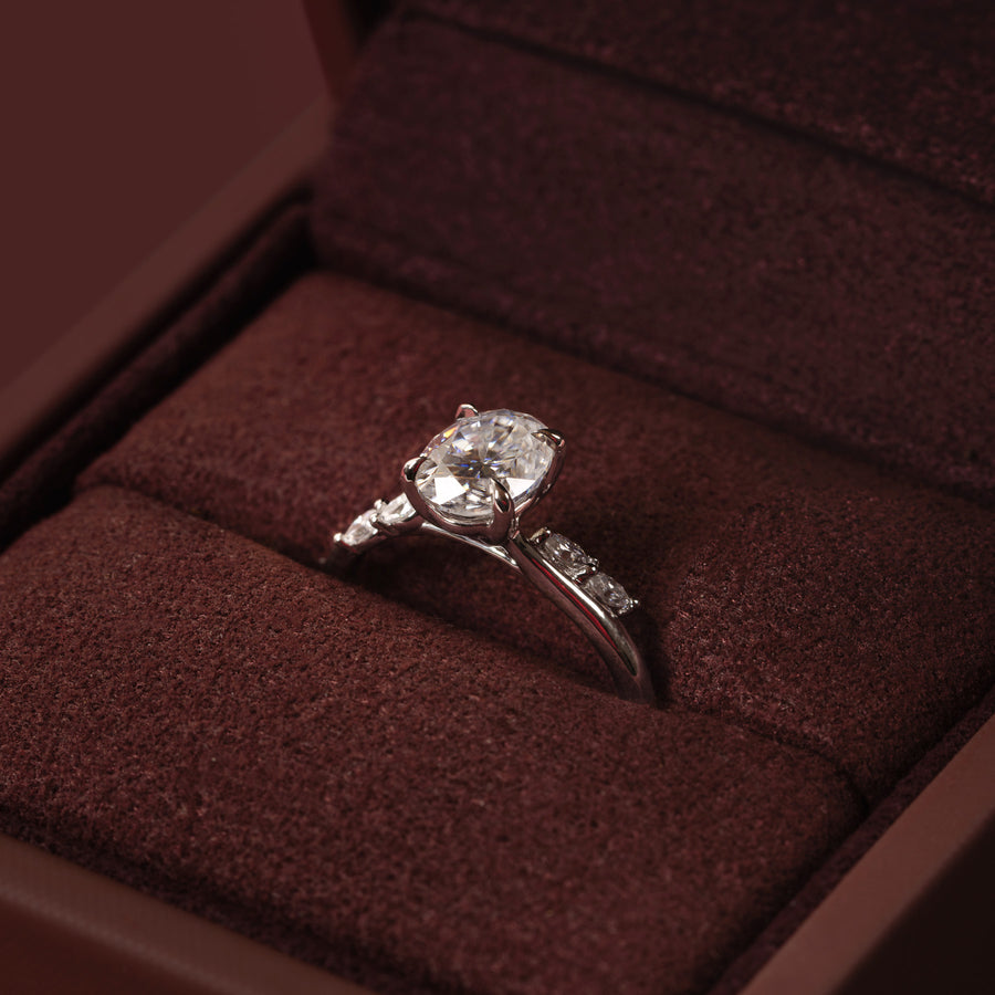 The Amira Ring - 1.5ct Moissanite Oval with Marquise Accents