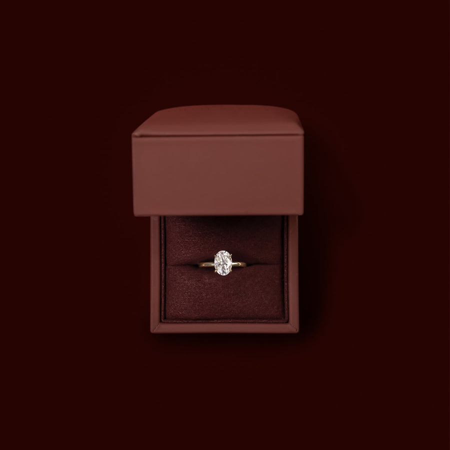 The Luise Ring® - 2.5ct Moissanite Oval Solitaire