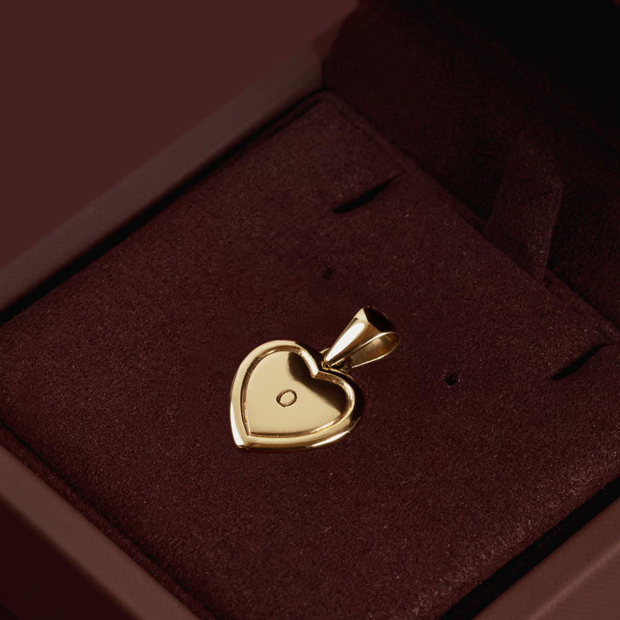 The Signature Heart 'O' Letter Pendant