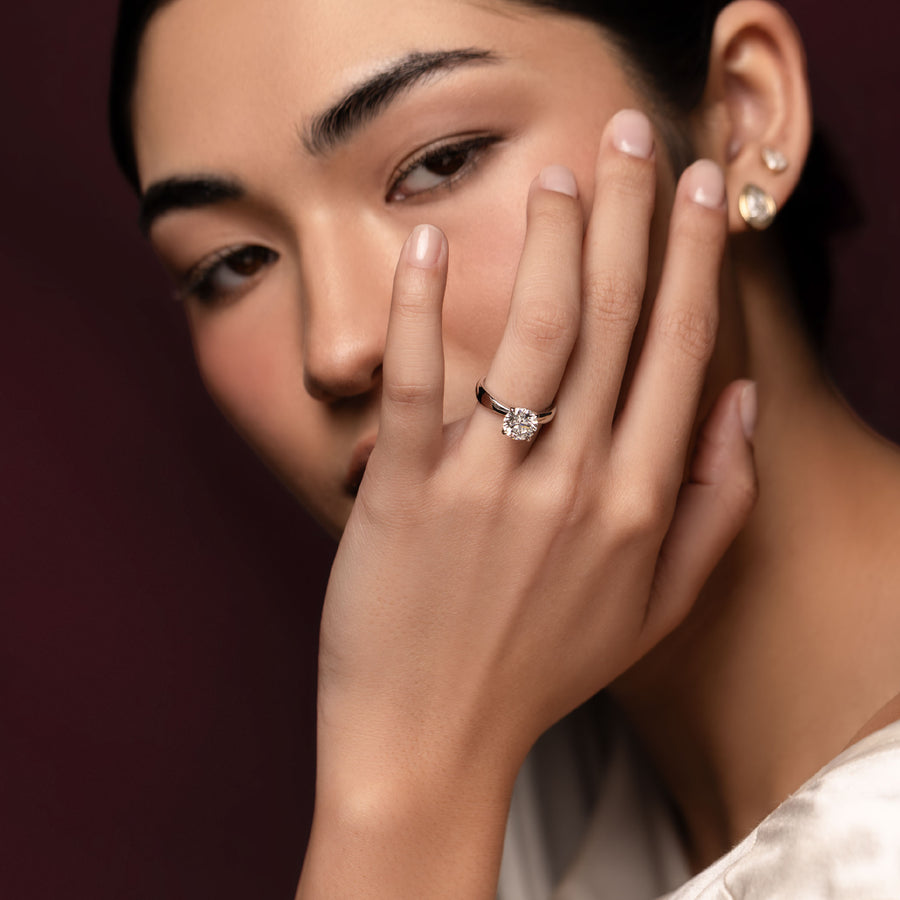 The Amalia Ring - Round Tapered Solitaire