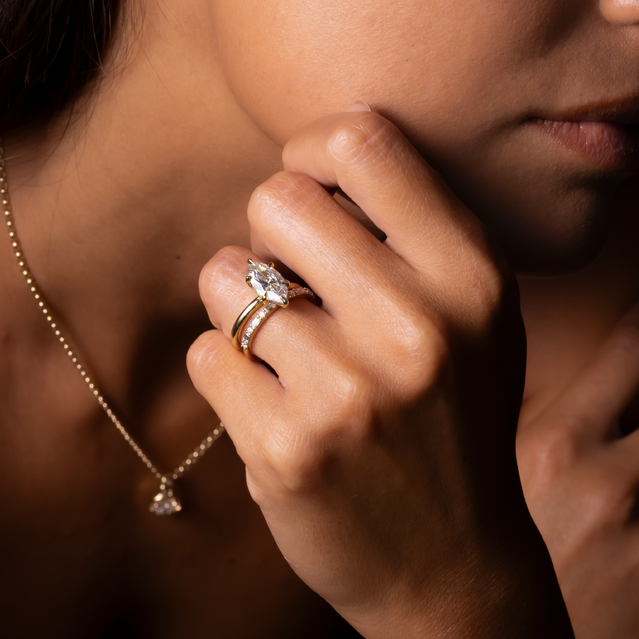 The Greta Ring - Alternating Baguette and Round Wedding Ring