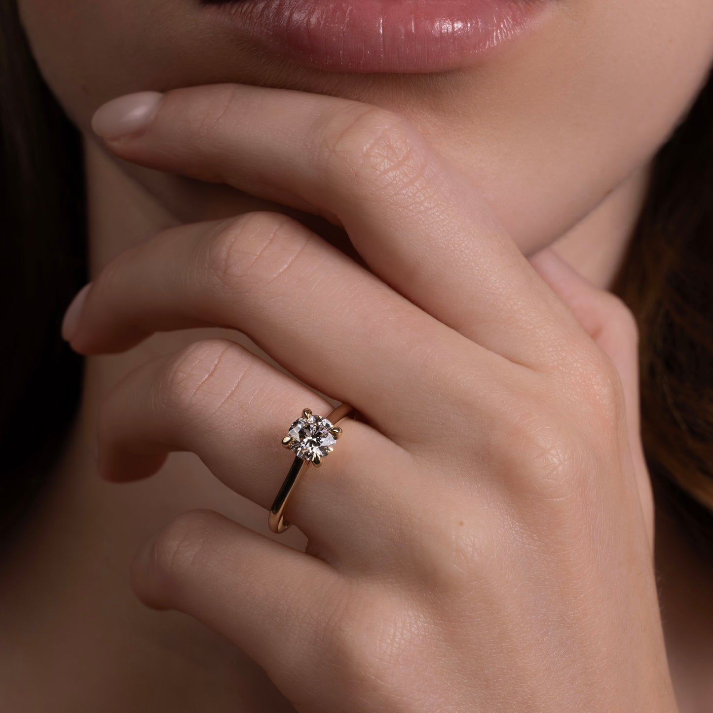 The Isla Ring - Round Cathedral Solitaire