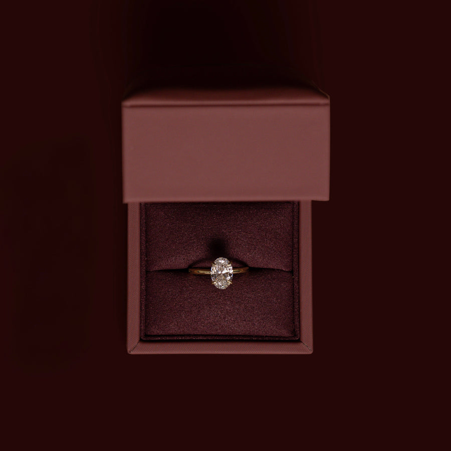 The Luise Ring® - Oval Solitaire