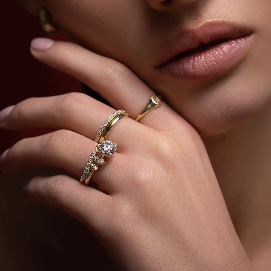 The Aurora Ring - Round with Round Brilliant Accents