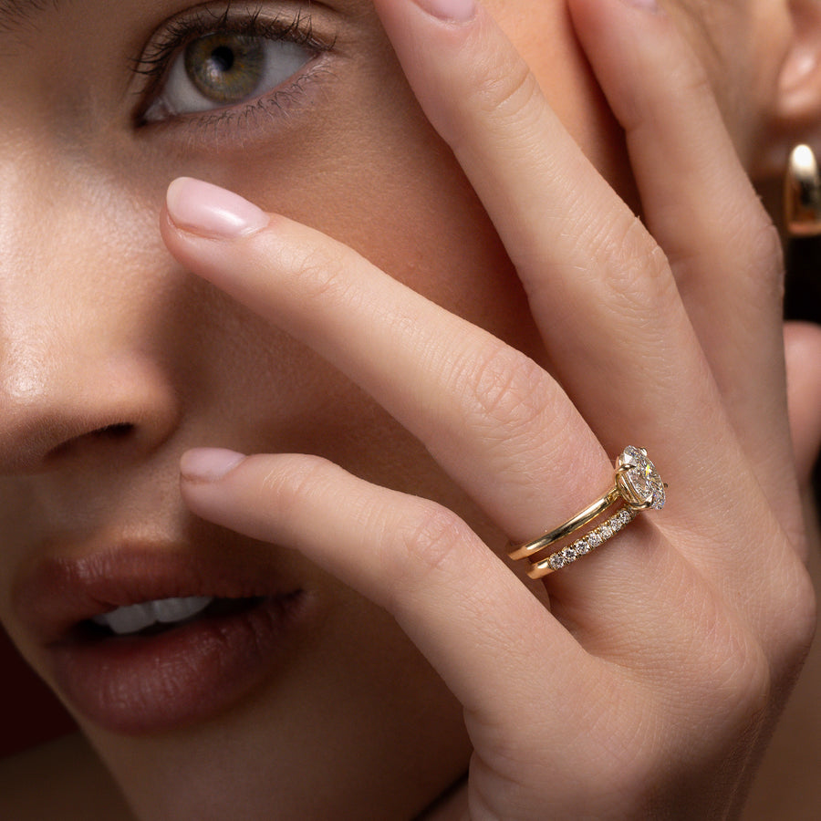 The Luise Ring® - Oval Solitaire