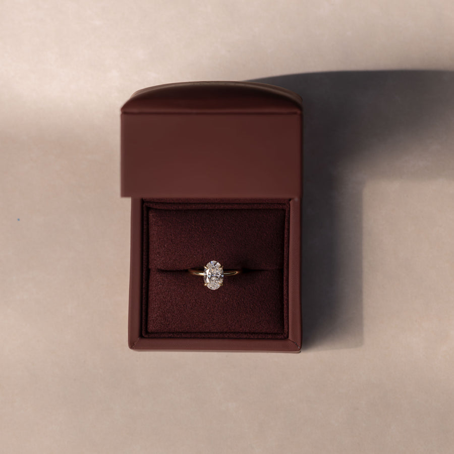 The Luise Ring® - Oval Solitaire