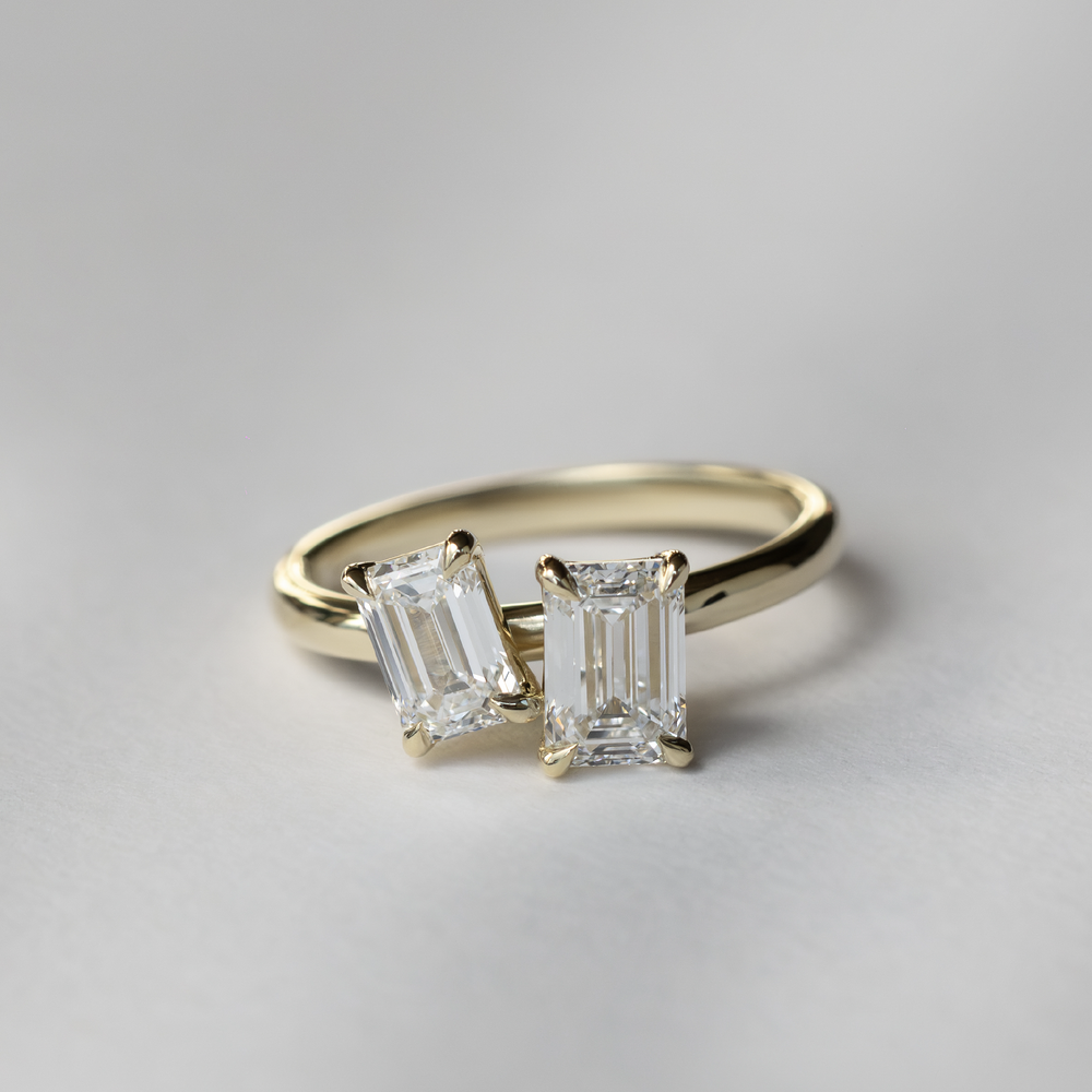 
                      
                        The Audrey Ring - Emerald Toi et Moi
                      
                    
