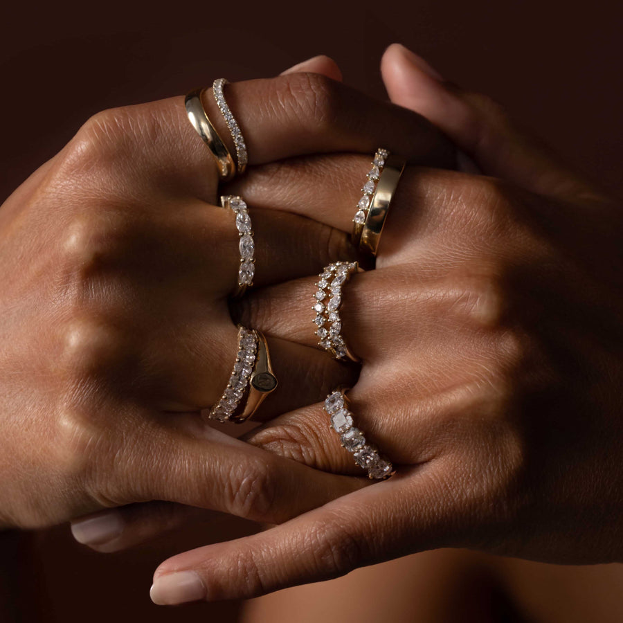 The Gia Ring - Half Oval Ring