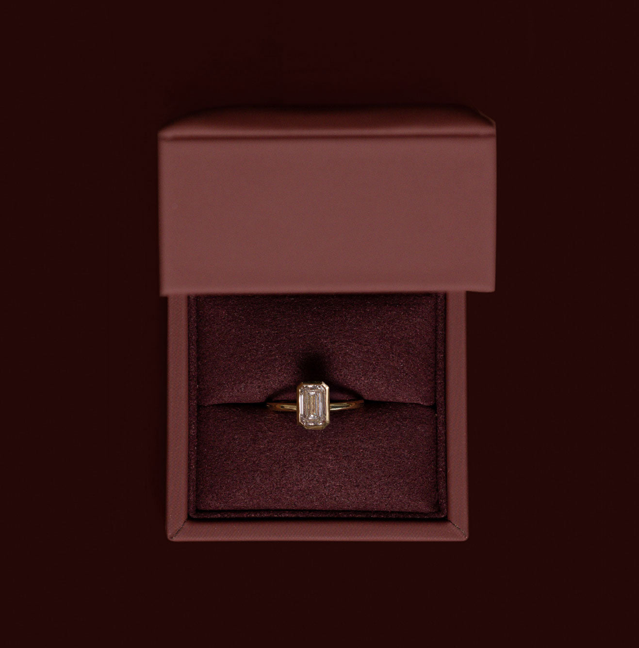 Bezel