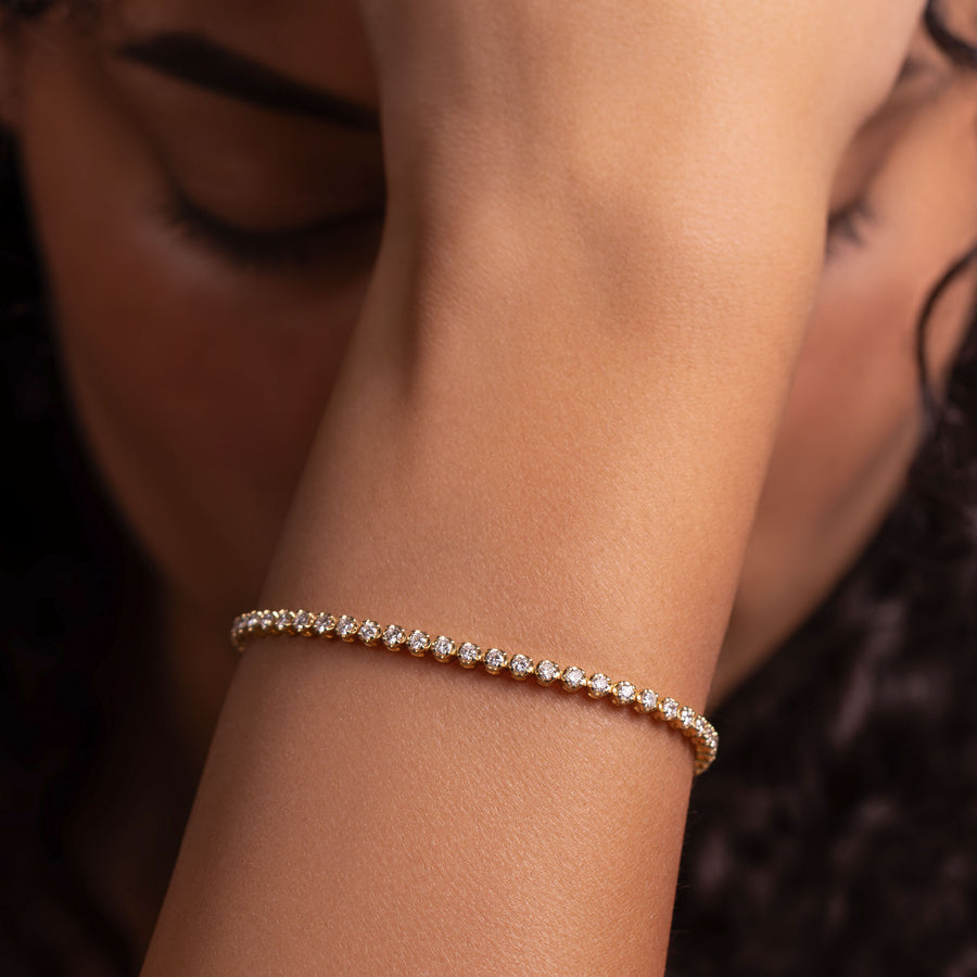 The Signature Round Crown Set Tennis Bracelet