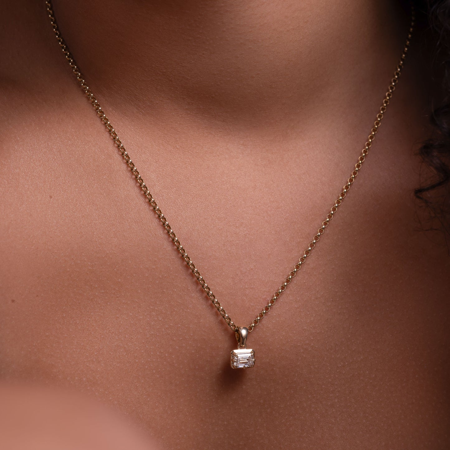 The Allegra Emerald Pendant