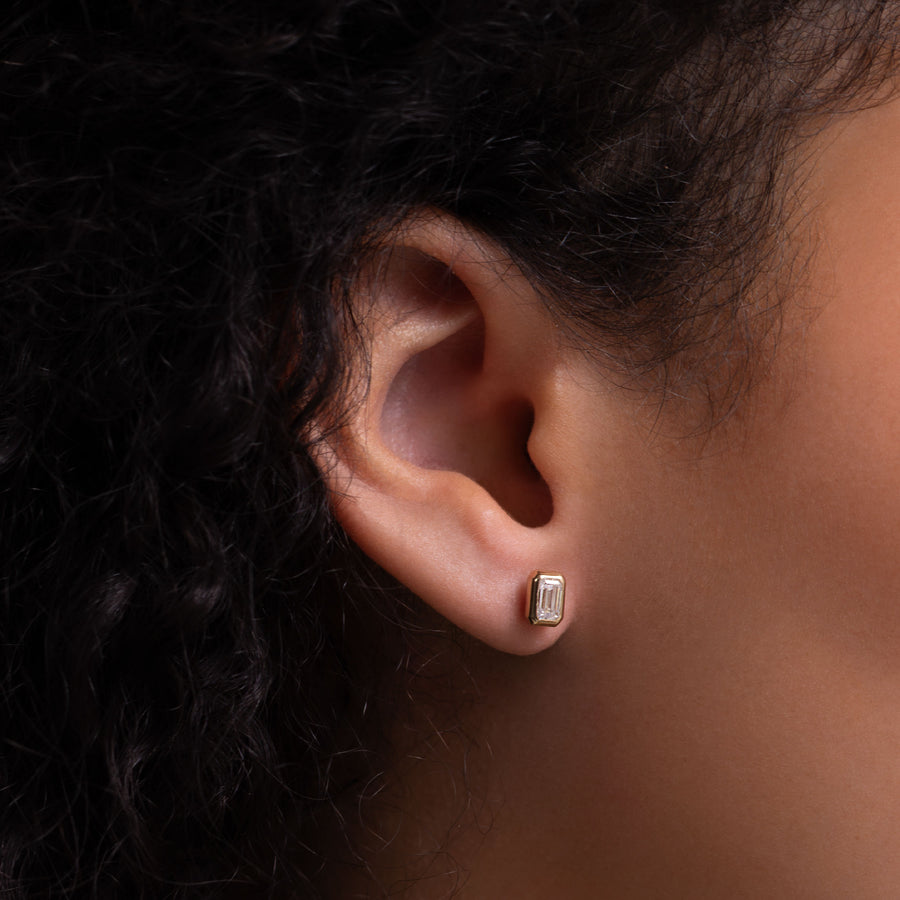 The Vera Earrings - Emerald Bezel Studs