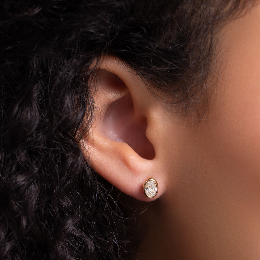 The Vera Earrings - Oval Bezel Studs