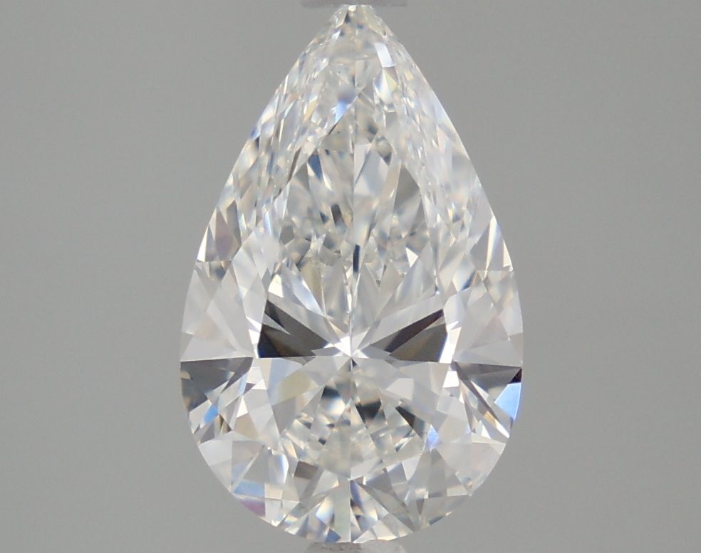 Pear 2.5ct