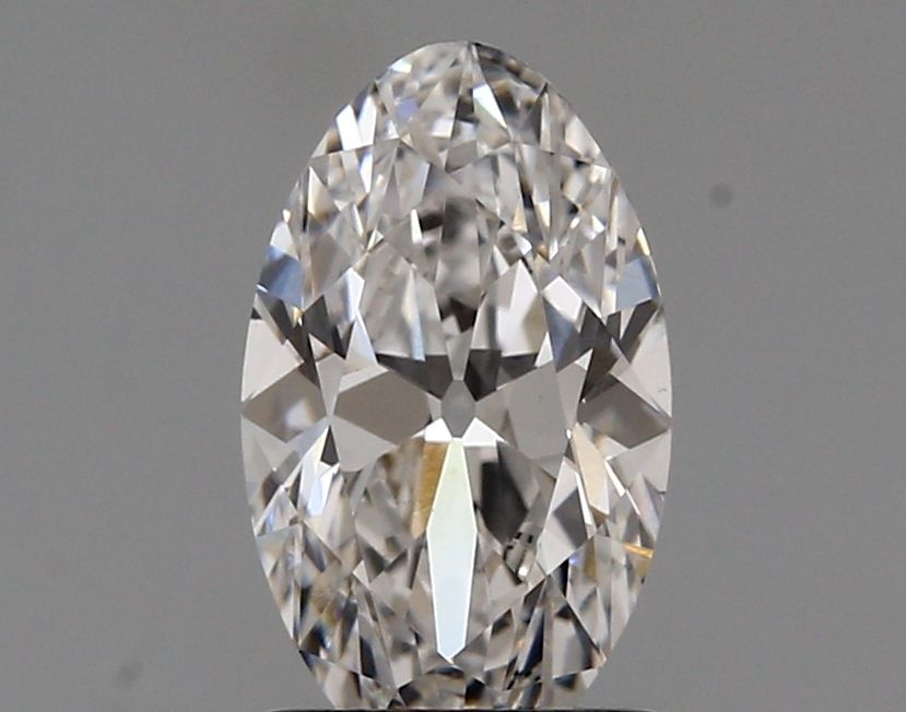 Moval 1.35ct