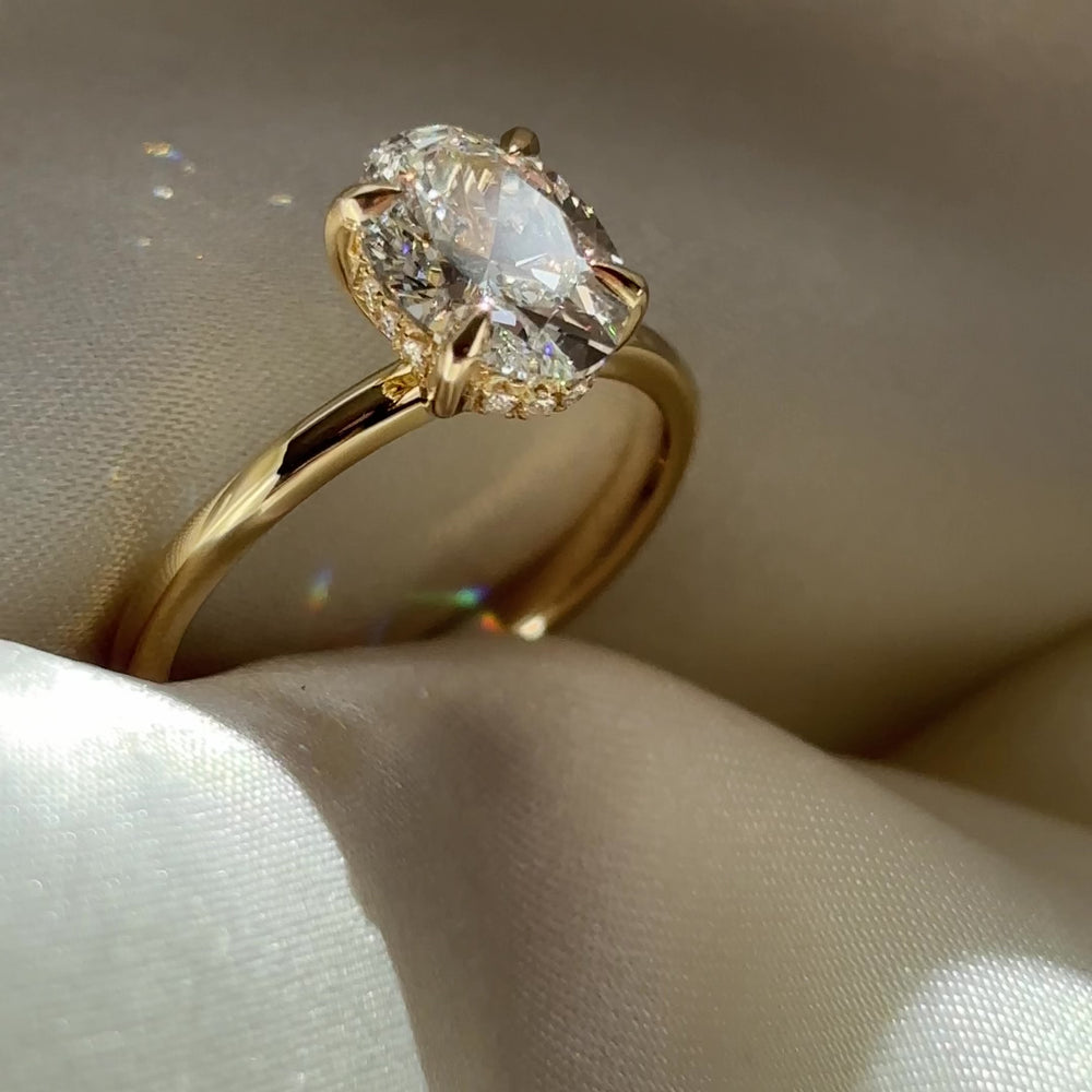 The Luise Ring® - 1.50ct Lab Grown Diamond Oval Solitaire