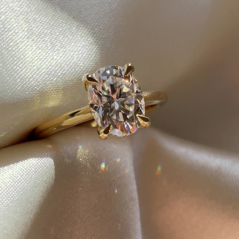 The Luise Ring - 2.1ct Moissanite Low Set Oval Solitaire