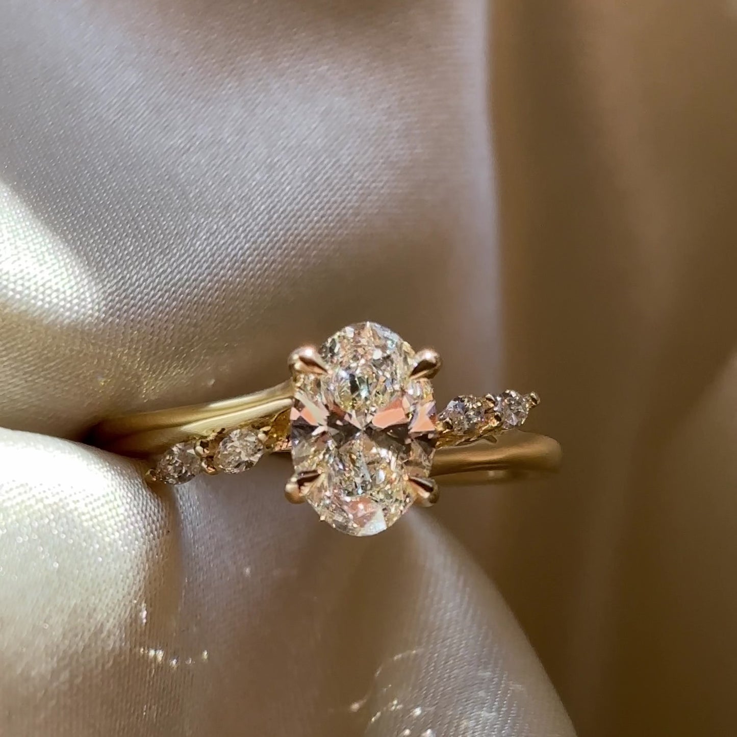 The Amira Ring™ - 1.00ct Lab Diamond Oval with Marquise Accents