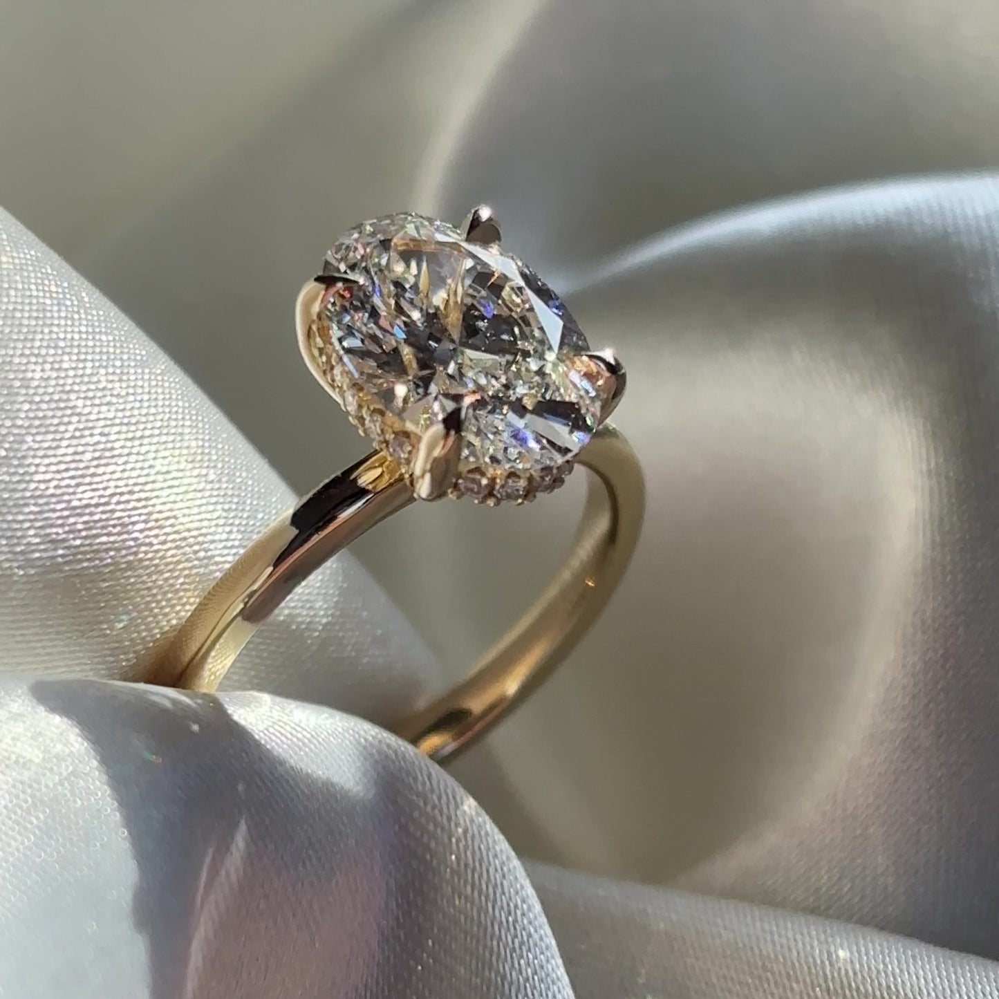 The Luise Ring® - 2.54ct Lab Diamond Oval Solitaire
