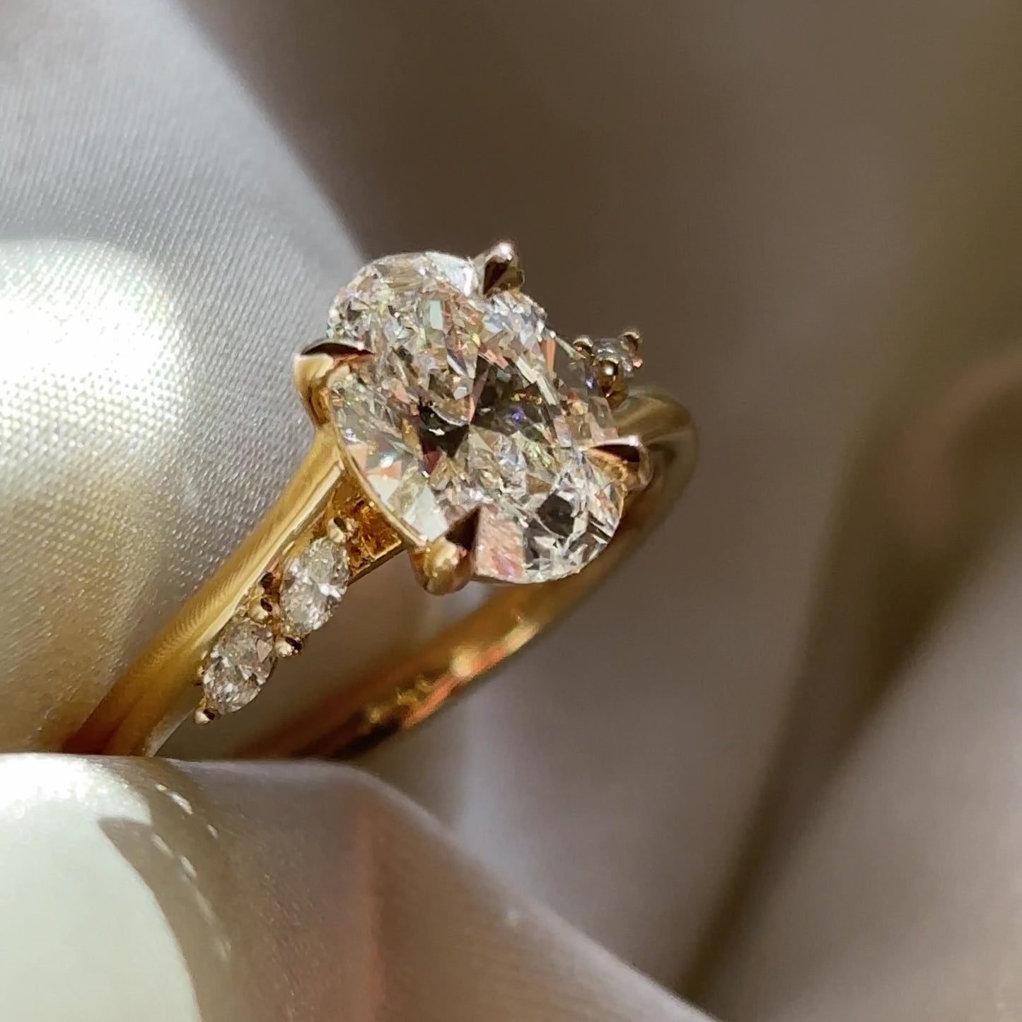 The Amira Ring™ - 1.55ct Lab Diamond Oval with Marquise Accents