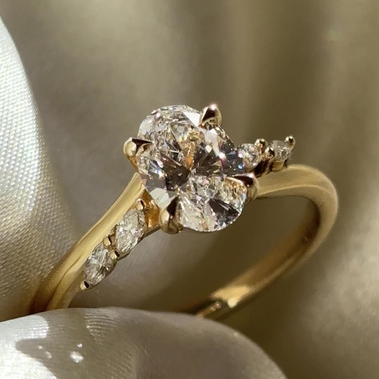 The Amira Ring™ - 1.02ct Lab Diamond Oval with Marquise Accents