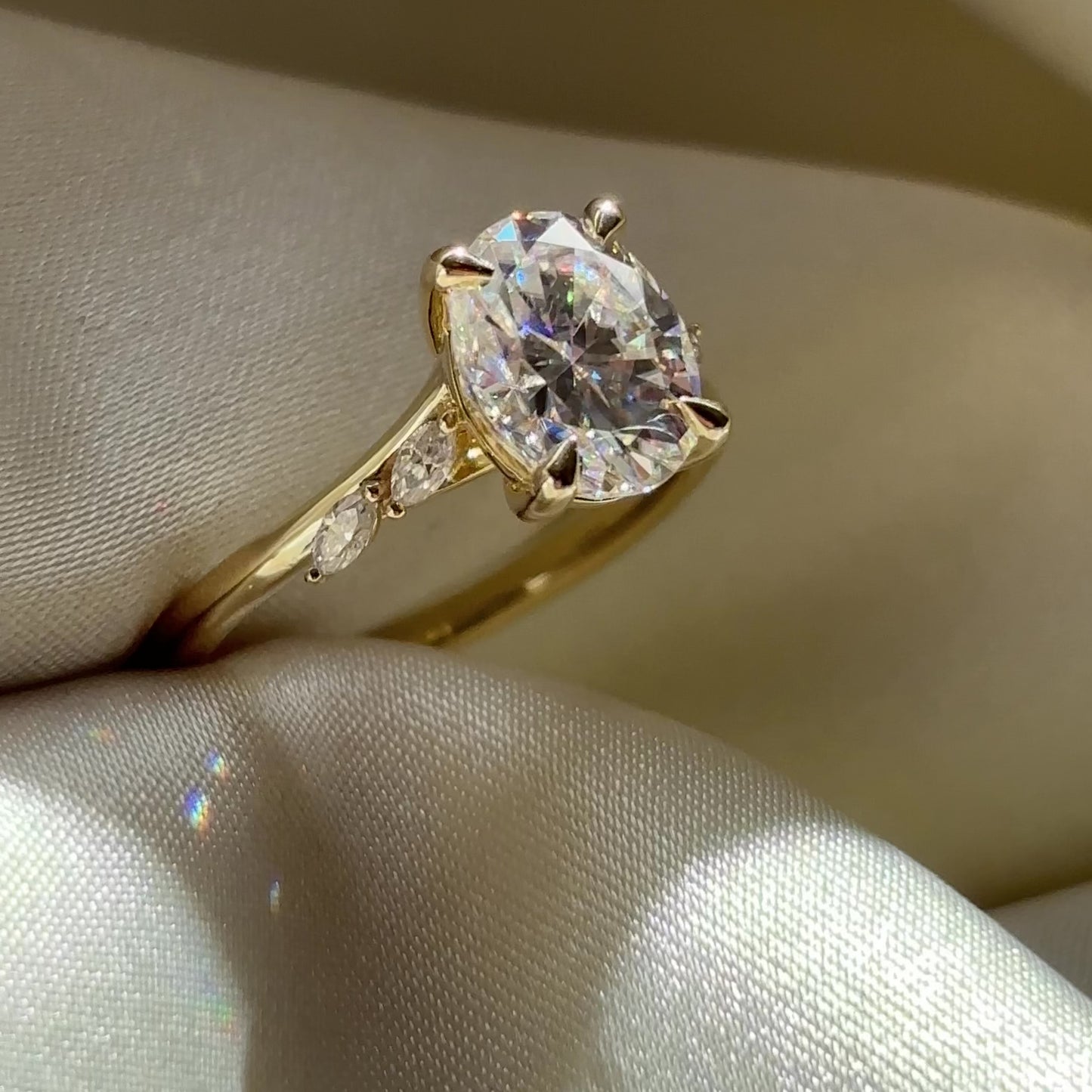 The Amira Ring™ - 2.1ct Moissanite Oval with Marquise Accents