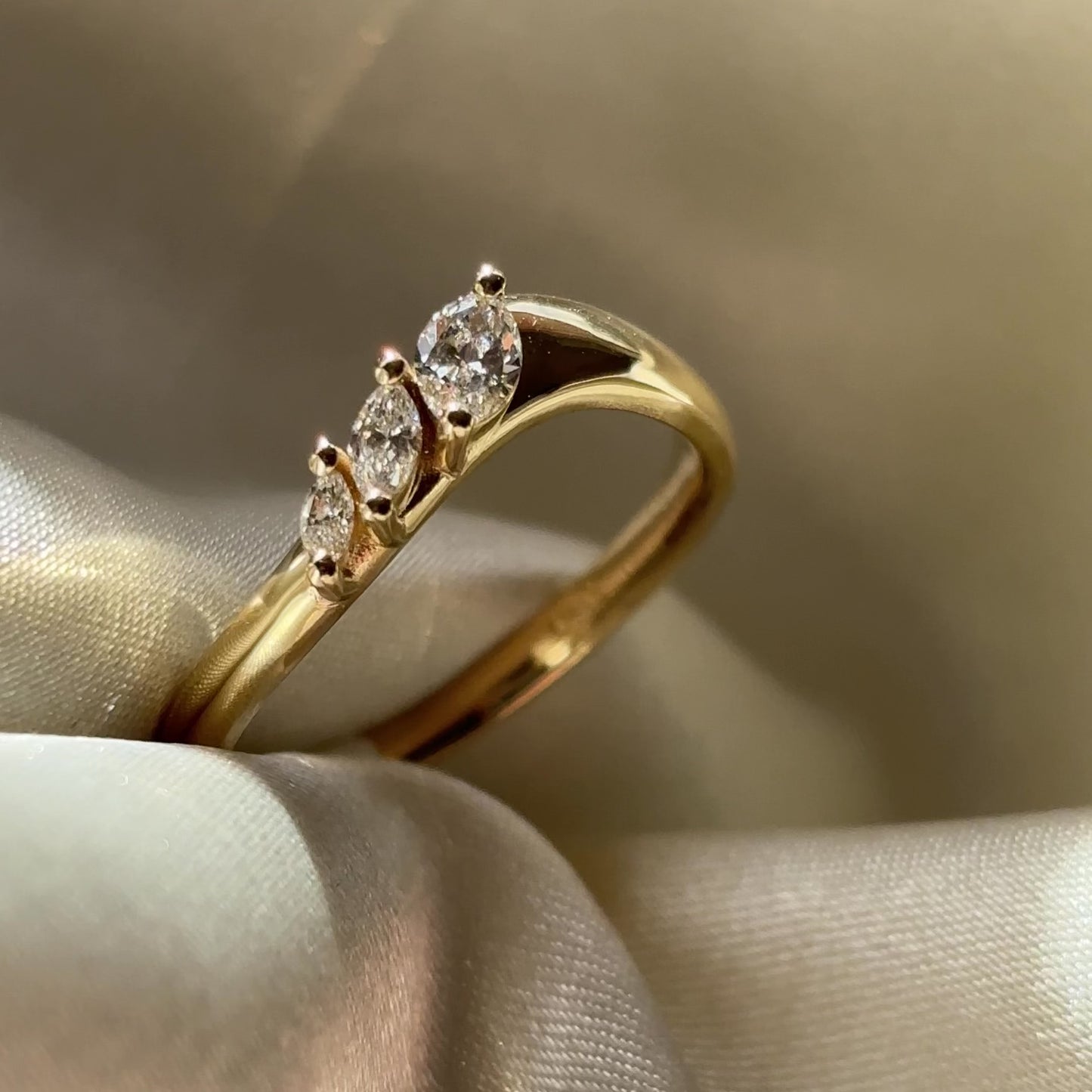 The Eve Ring - Lab Diamond Curved Marquise Wedding Ring