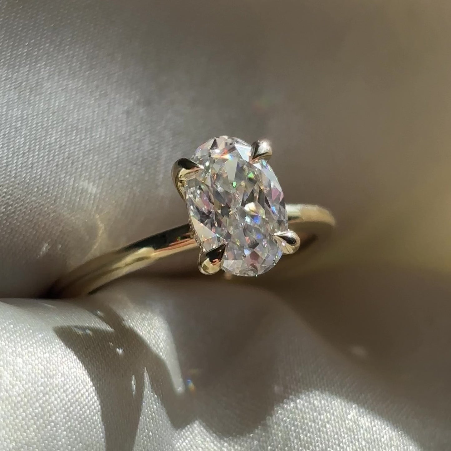 The Luise Ring® - 1.8ct Moissanite Oval Solitaire