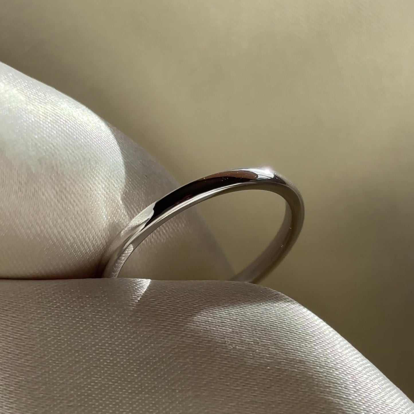 The Classic Comfort Fit Ring - 18K White Gold