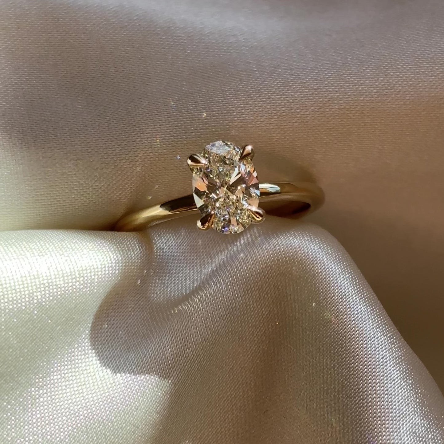 The Luise Ring - 1.04ct Lab Grown Diamond Oval Solitaire