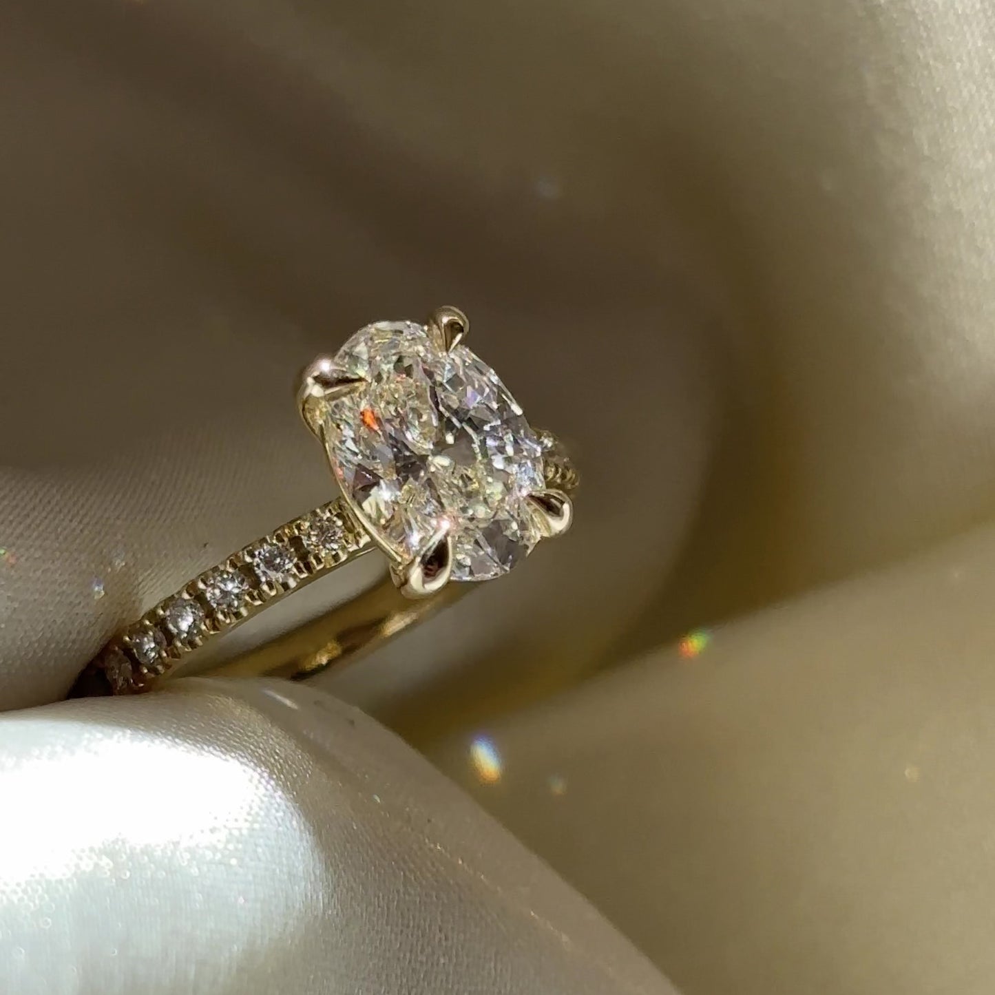 The Luise Ring® - 1.50ct Lab Grown Diamond Oval Solitaire